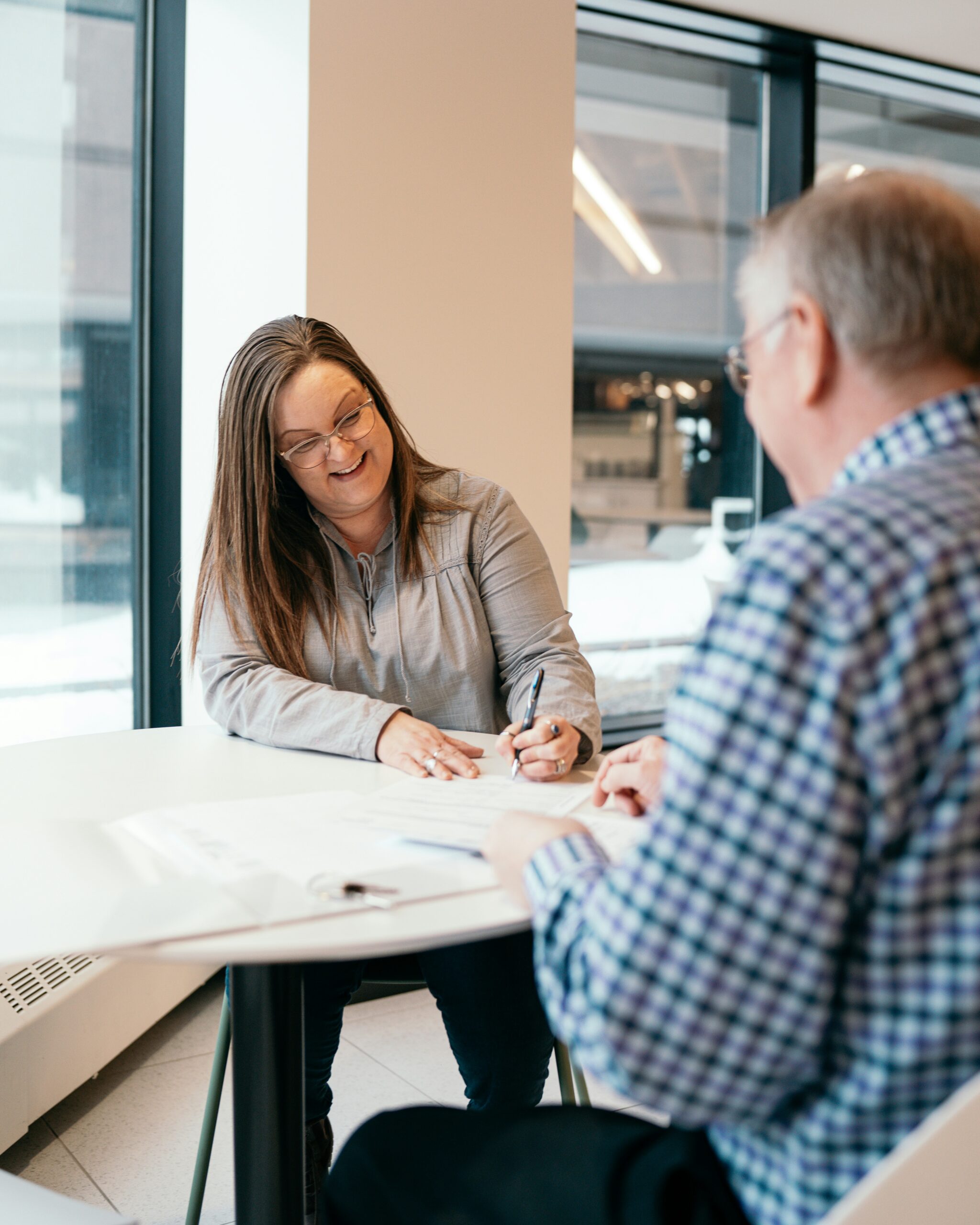 Arkansas advisor and client reviewing charitable planning options