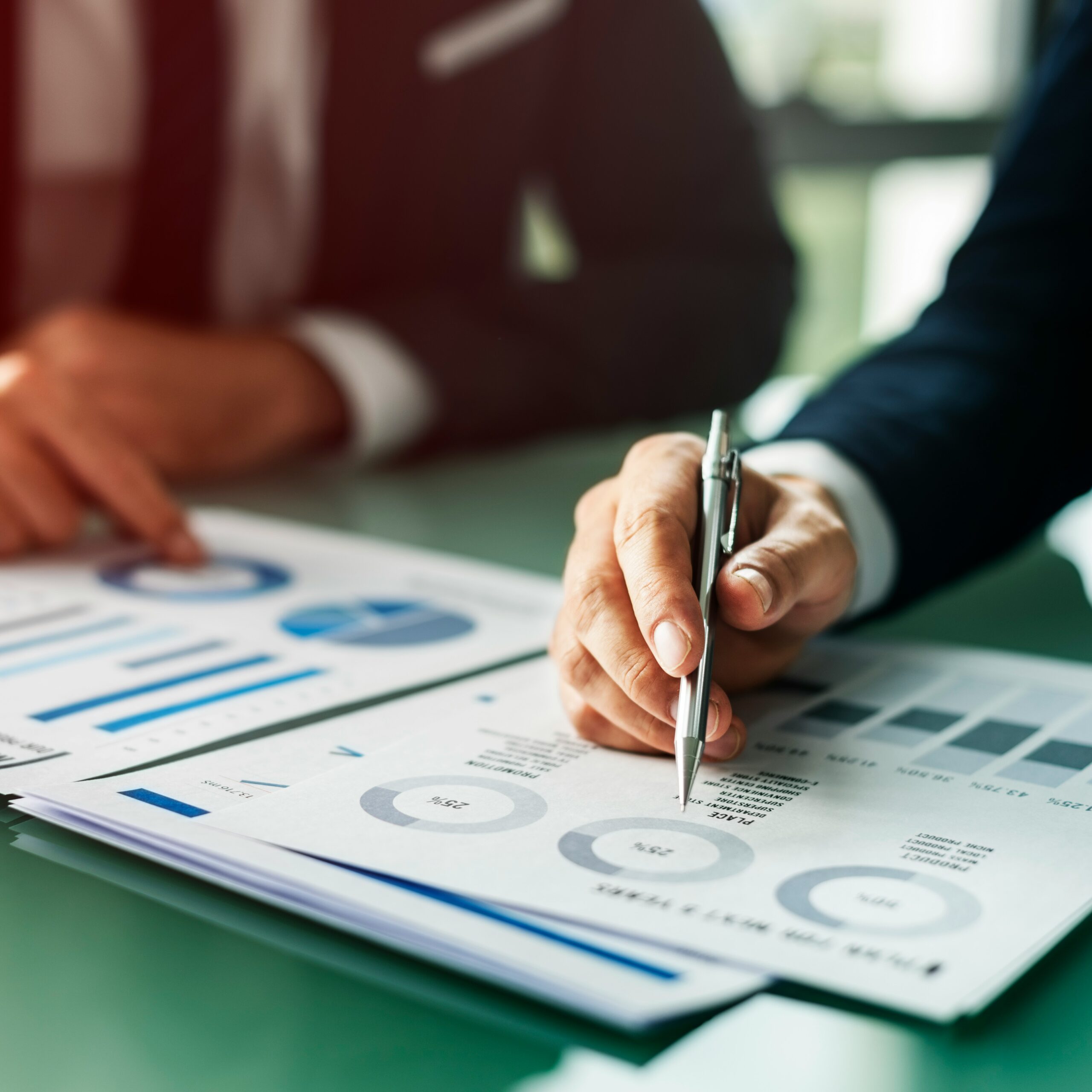 Arkansas attorney discussing charitable giving structure with client